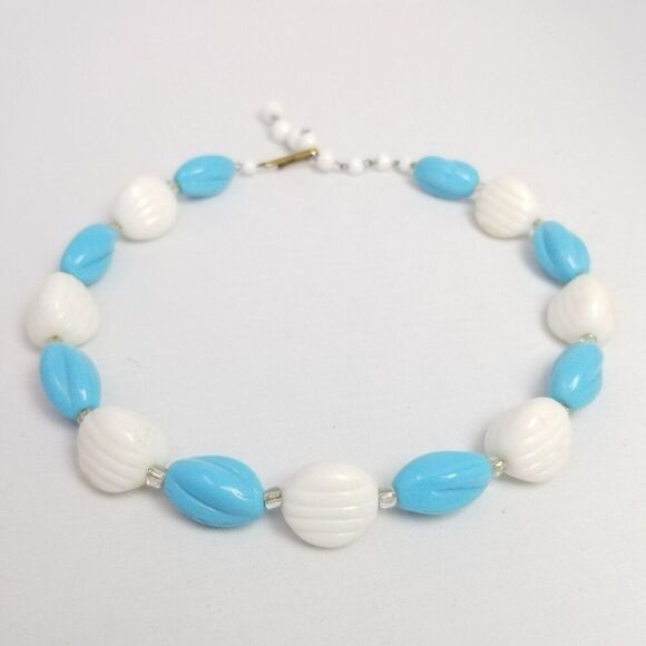 Vintage Light Blue and White Beaded Necklace, Adjustable Length, Western Germany - Picture 6 of 7